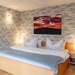 Harztraeume 1 - Gemuetliches Fuer Paare, Altstadtnah Mit Brockenbahnblick & Parkplatz - Self Check-in 베르니게로데