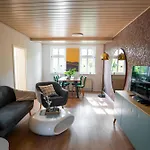 아파트 Harztraeume 1 - Gemuetliches Fuer Paare, Altstadtnah Mit Brockenbahnblick & Parkplatz - Self Check-in 베르니게로데