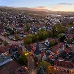 Harztraeume 1 - Gemuetliches Fuer Paare, Altstadtnah Mit Brockenbahnblick & Parkplatz - Self Check-in Appartement