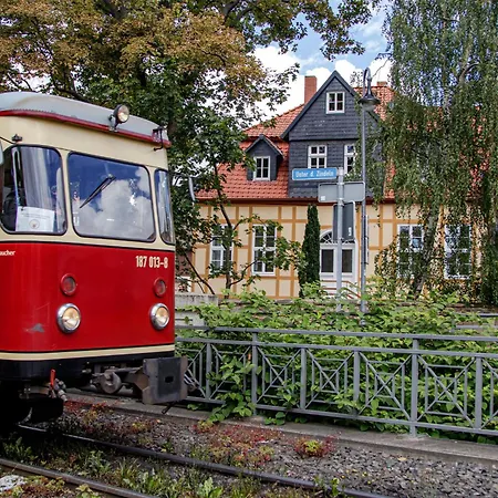 公寓 Harztraeume No1 # Parkplatz # Altstadt # Brockenbahn 韦尼格罗德