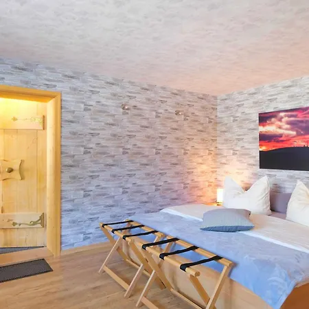 Apartment Harztraeume 1 - Gemuetliches Fuer Paare, Altstadtnah Mit Brockenbahnblick & Parkplatz - Self Check-in *