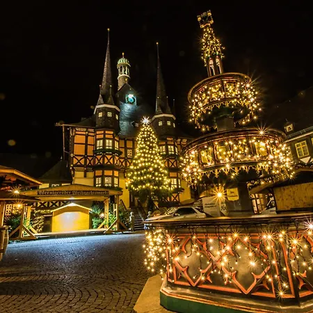 Apartment Harztraeume 1 - Gemuetliches Fuer Paare, Altstadtnah Mit Brockenbahnblick & Parkplatz - Self Check-in *