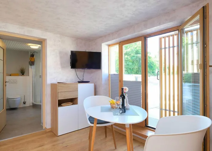 Harztraeume 1 - Gemuetliches Fuer Paare, Altstadtnah Mit Brockenbahnblick & Parkplatz - Self Check-in 아파트