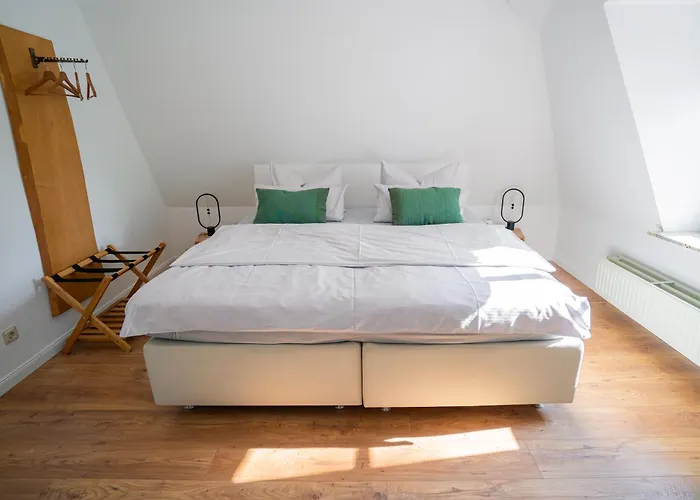 Harztraeume 1 - Gemuetliches Fuer Paare, Altstadtnah Mit Brockenbahnblick & Parkplatz - Self Check-in Lejlighed *